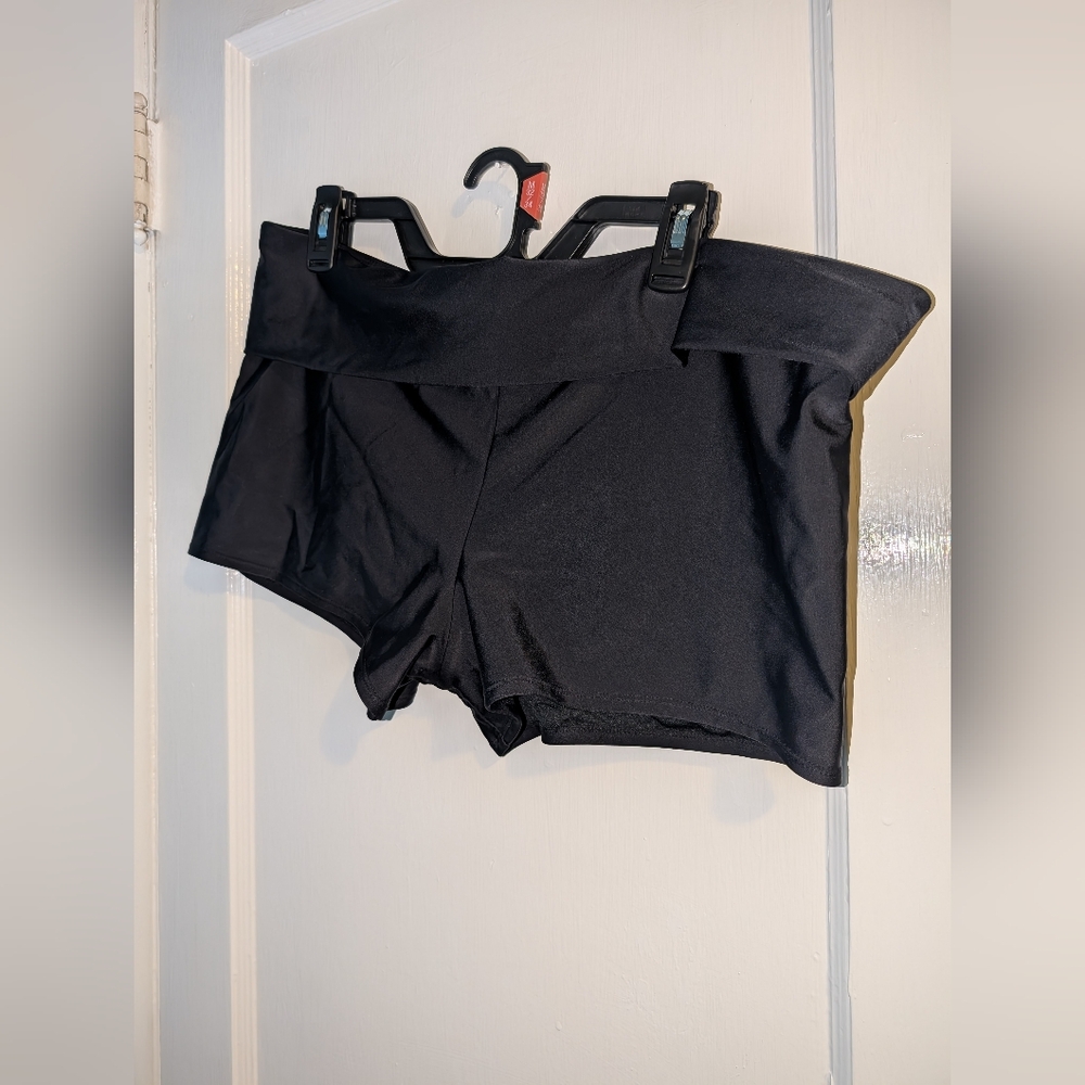 Kona Sol Women's XL Swim Shorts Pre-owned